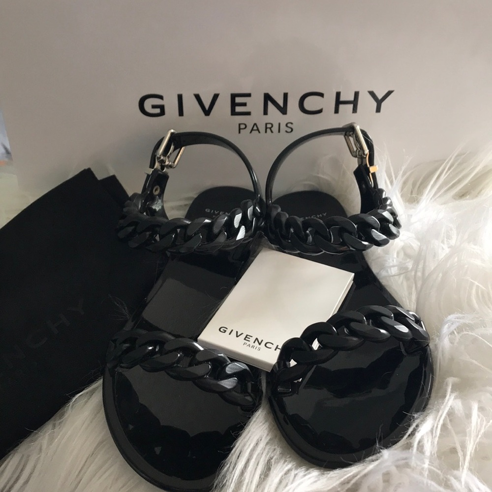 🎉SALE🎉 Givenchy Jelly Sandal
